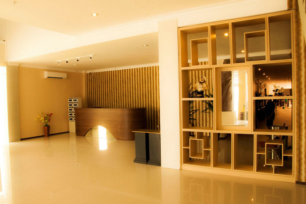 โรงแรมรอยัล พาร์ค ซามารินดา ภายนอก รูปภาพ